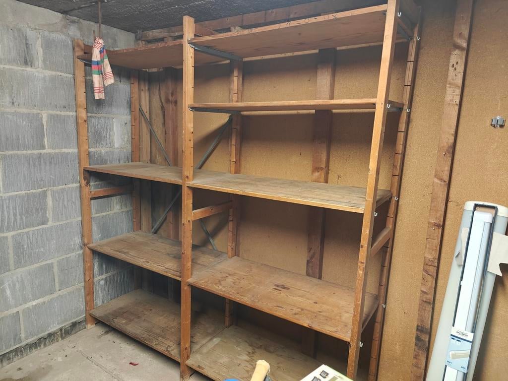 Houten stellingkast, Ophalen, Gebruikt