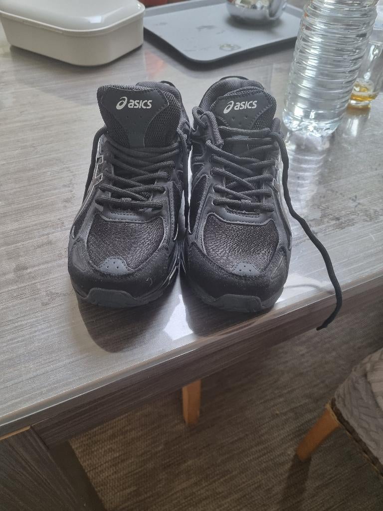 Asics shoenen maatje 40, Vêtements | Hommes, Chaussures, Neuf, Enlèvement, Chaussures de sport, Asics