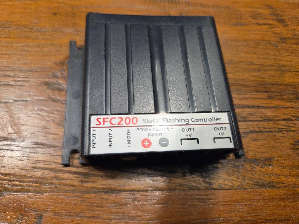 SF200 Module voor knipperlichten of zwaailampbalk, Ophalen