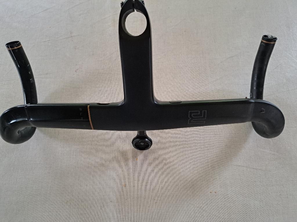 Cintre de vélo de route en carbone avec potence intégrée, Vélos & Vélomoteurs, Utilisé, Carbone, Racefiets, Guidon