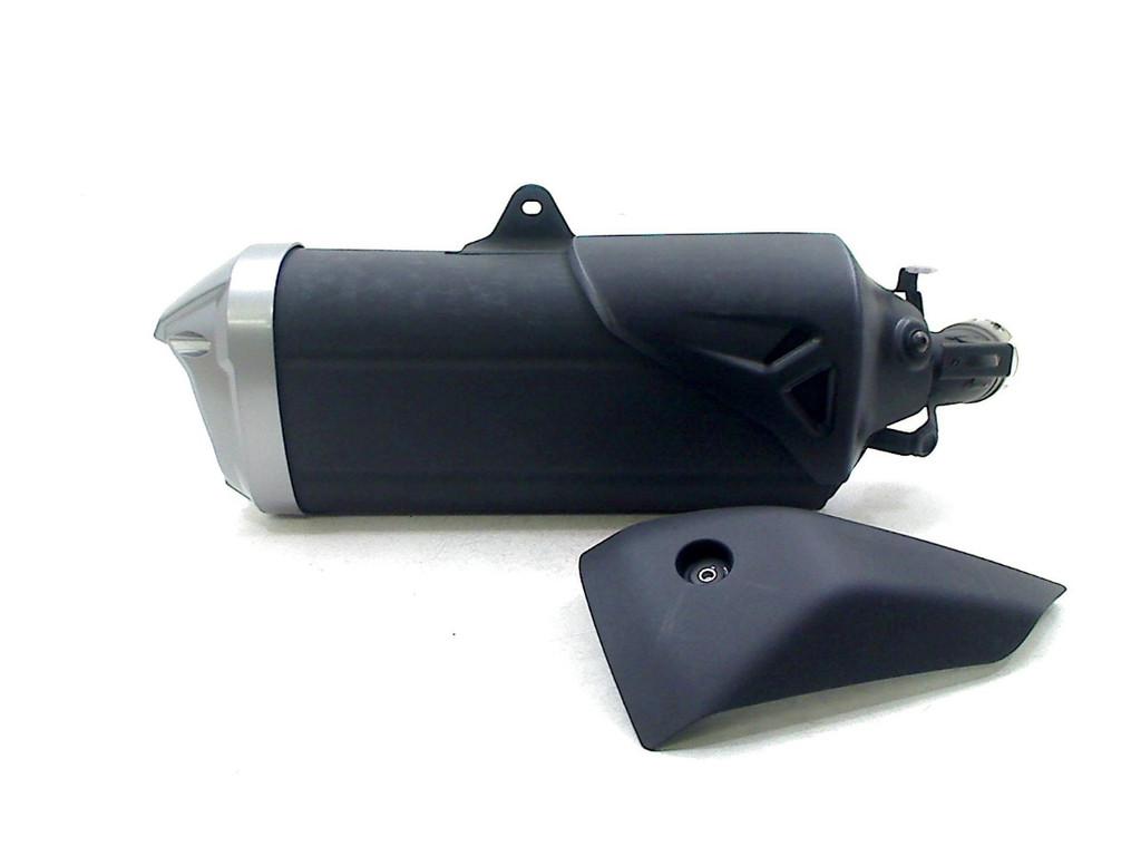 ÉCHAPPEMENT SILENCIEUX ORIGINAL OEM Suzuki, Motos, Dhr. S. di Majo, Utilisé, Info@cama-motorparts.nl, P.J. Troelstraweg 8 8
3144 CX  MAASSLUIS, NL