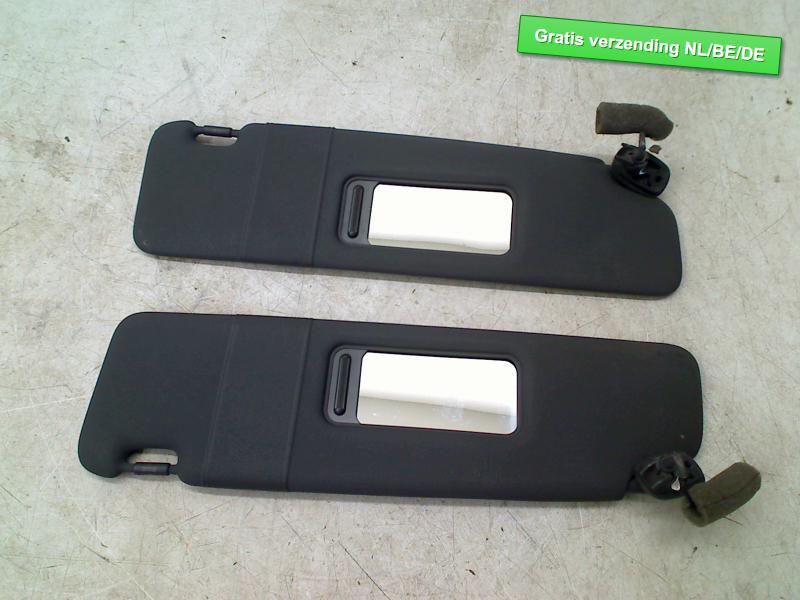 ZONNEKLEP set Audi A3 Cabriolet (8P7) (8P7857551A), Auto-onderdelen, Interieur en Bekleding, Gebruikt, Dhr. R. de Gouw, Audi, De Bloemendaal 21 21
5221 EB  'S HERTOGENBOSCH, NL