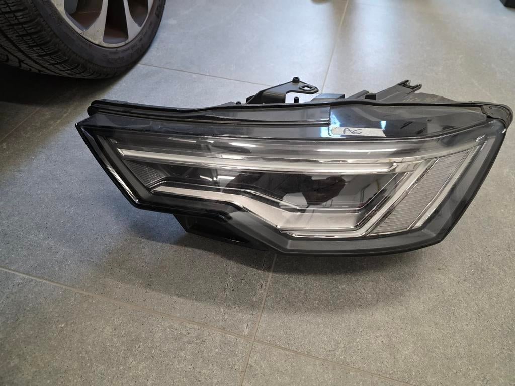 Phare pour audi A6 led matrix  en très bonne état, Enlèvement, Audi