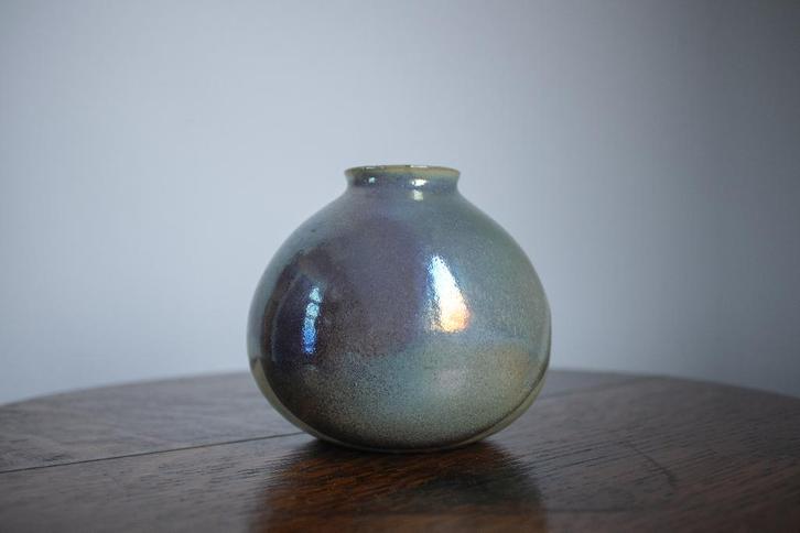 Petit vase rond multicolore Mobach, Antiquités & Art, Antiquités | Céramique & Poterie, Enlèvement ou Envoi