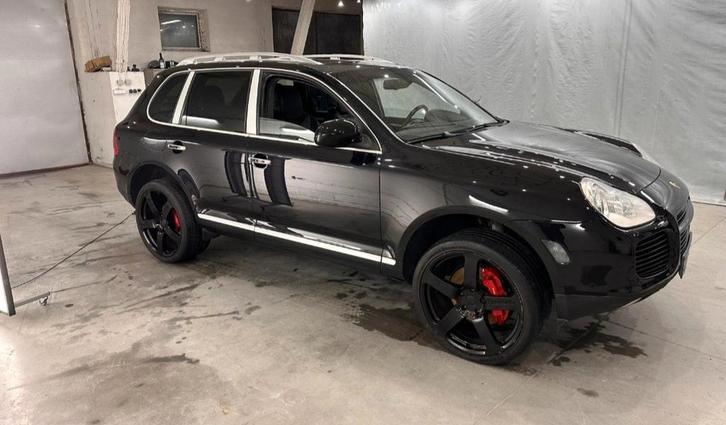 Porsche Cayenne Turbo 450CH, Autos, Porsche, Particulier, Cayenne, Essence, Automatique, Carnet d'entretien