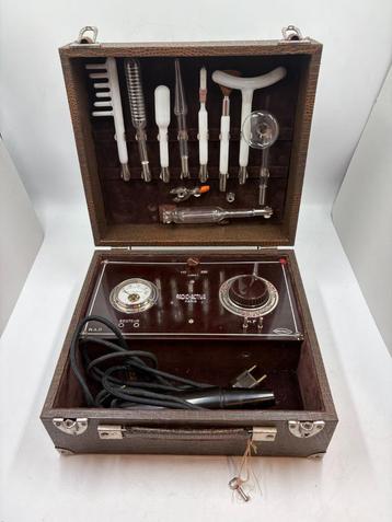 Appareil électrothérapie RADIO-ACTIVA Paris 1937 beschikbaar voor biedingen