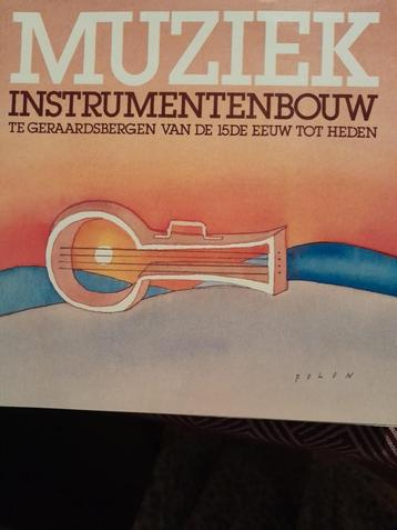 Muziekinstrumentenbouw vanaf 15de eeuw  beschikbaar voor biedingen