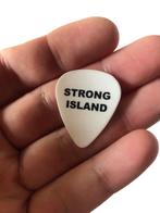 Metallica stong island plectrum world magnetic tour plectrum, Ophalen of Verzenden, Zo goed als nieuw