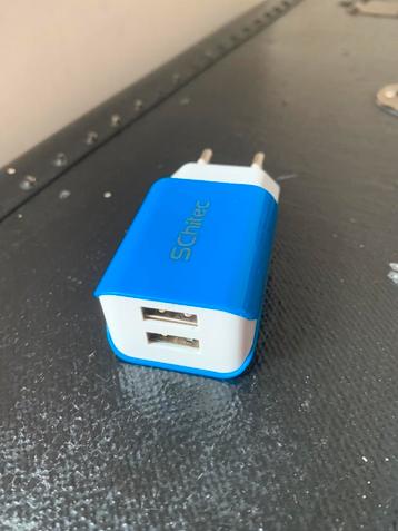 Schitec oplader met dubbele USB-aansluiting beschikbaar voor biedingen