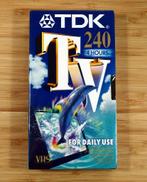 LOT 10x Cassettes VHS TDK Made in Japan 240 NEUF sous CELLO, Neuf, dans son emballage, Enlèvement ou Envoi