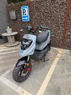 Brommer 50cc 4t (1600km), Fietsen en Brommers, Ophalen, Zo goed als nieuw, Benzine