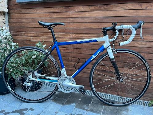 b'twin alu/carbon koersfiets in absolute nieuwstaat!, Fietsen en Brommers, Fietsen | Dames | Sportfietsen en Toerfietsen, Nieuw