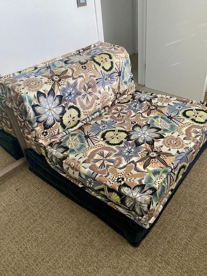 Zetel MahJong Missoni uitvoering, Huis en Inrichting, Zetels | Zetels, Zo goed als nieuw, Rechte bank, Eenpersoons, Minder dan 150 cm