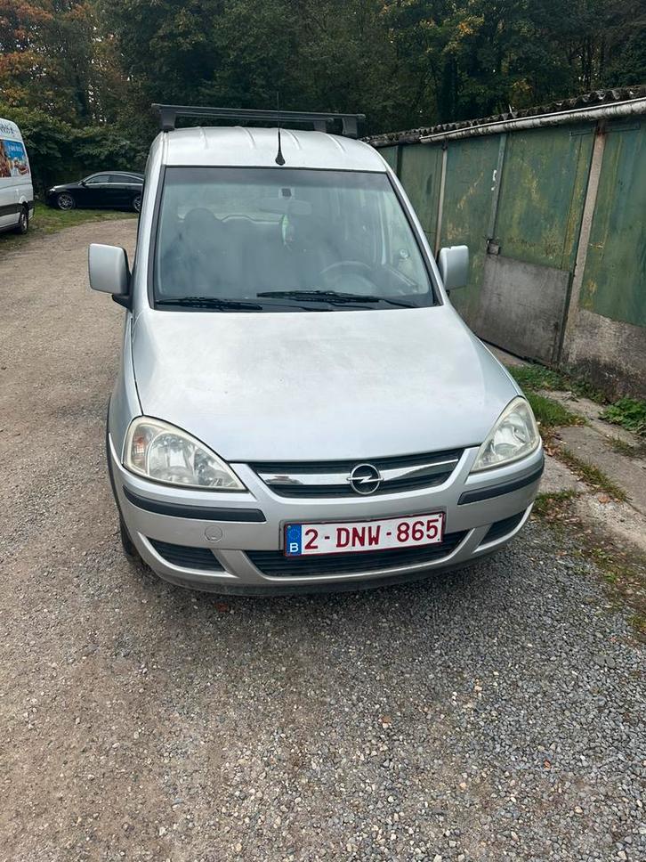 Opel Combo 1.4 2007, Autos, Opel, Particulier, Combo Tour, Essence, Euro 4, MPV ou Monospace, 5 portes, Boîte manuelle, Argent ou Gris