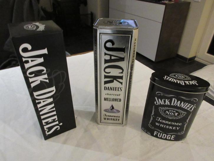 Boîte métallique JACK DANIEL'S Whiskey 3 exemplaires, Collections, Vins, Enlèvement