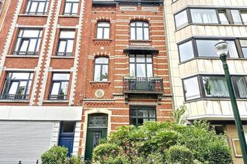 Maison à louer à Etterbeek, 5 chambres