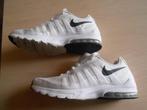 Basket NIKE point 42, Sport en Fitness, Loopsport en Atletiek, Ophalen, Gebruikt, Overige sporten, Hardloopschoenen