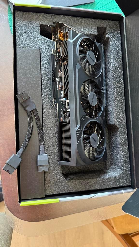 GIGABYTE RTX 4070 SUPER WindForce 3 OC, Computers en Software, Videokaarten, Zo goed als nieuw, Nvidia, PCI, Ophalen