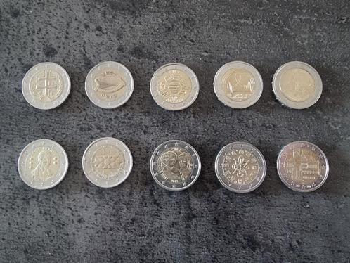 10 verschillende 2euromunten, Verzamelen, Overige Verzamelen, Zo goed als nieuw, Ophalen