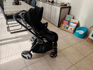 Te koop 3 in 1 kinderwagen  beschikbaar voor biedingen