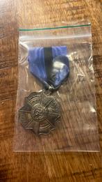 MEDAILLE ORDRE DE LEOPOLD II, AVANT 1951 DOREE, Collections, Enlèvement ou Envoi