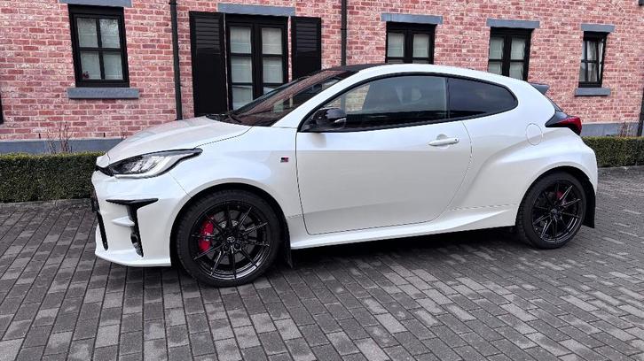 Toyota Yaris GR High Perf — 04/2021 — 1950 km, Auto's, Toyota, Particulier, Yaris, 4x4, ABS, Achteruitrijcamera, Adaptive Cruise Control