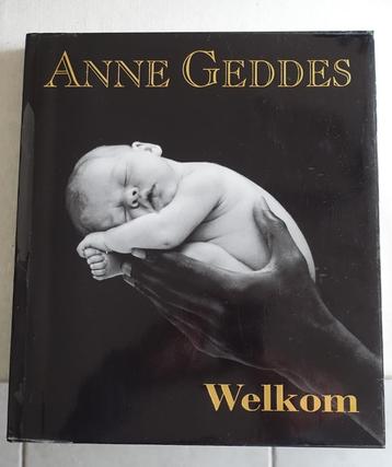 BOEK #30 - ANNE GEDDES WELKOM beschikbaar voor biedingen