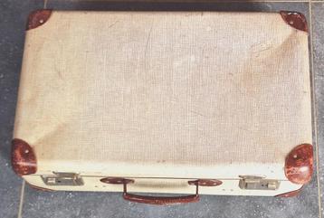 Jolie ancienne valise vintage en carton beschikbaar voor biedingen
