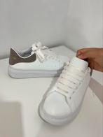 Sneakers, Alexander mcqueen, Wit, Ophalen of Verzenden, Sneakers