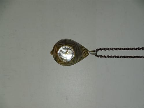 A 1551. Vintage horloge aan hals ketting, Handtassen en Accessoires, Horloges | Antiek, Ophalen of Verzenden