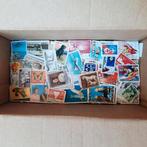 DOOS  MET 3000 VERSCHILLENDE POSTZEGELS, Postzegels en Munten, Ophalen, Gestempeld