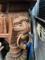 Table ancienne en chêne tête de lion, Ophalen