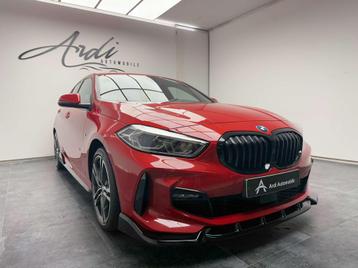 BMW 1 Serie 116 dA*PACK M*CARPLAY*LED AMBIANCE*1 PROP*GARANT beschikbaar voor biedingen