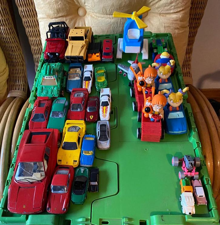 Speelgoedvoertuigen: race- en terreinwagens, Kinderen en Baby's, Speelgoed |Speelgoedvoertuigen, Gebruikt, Ophalen