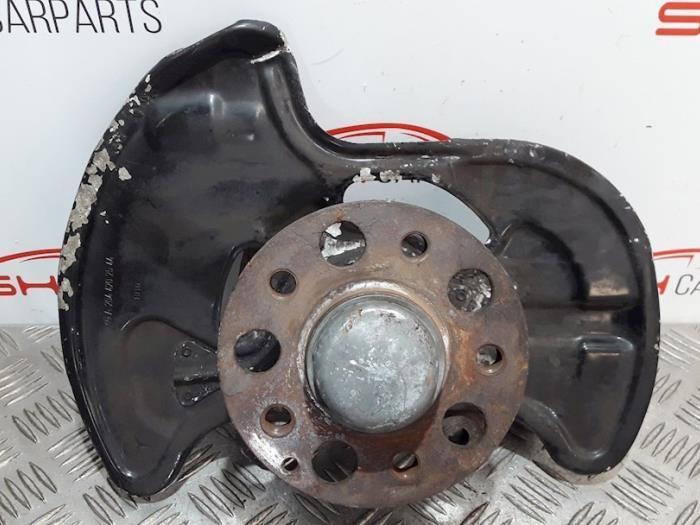 Moyeu de roue avant d'un Mercedes E-Klasse, Autos : Pièces & Accessoires, Freins & Transmission, Mercedes-Benz, Utilisé, 3 mois de garantie
