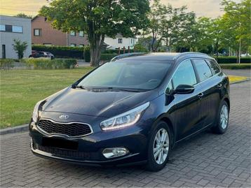 Kia Cee’d 1.6TDCI **130.000 kms** | Navi,… TOP! Wagen beschikbaar voor biedingen