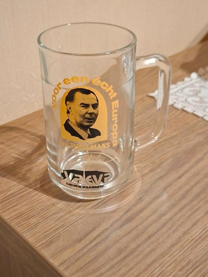 Bierglas : Leo Tindemans / CVP, Verzamelen, Glas en Drinkglazen, Zo goed als nieuw, Bierglas, Ophalen of Verzenden
