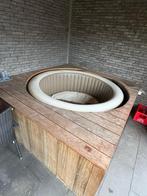Jacuzzi met hout omranding, Ophalen, Gebruikt, Filter, Opblaasbaar