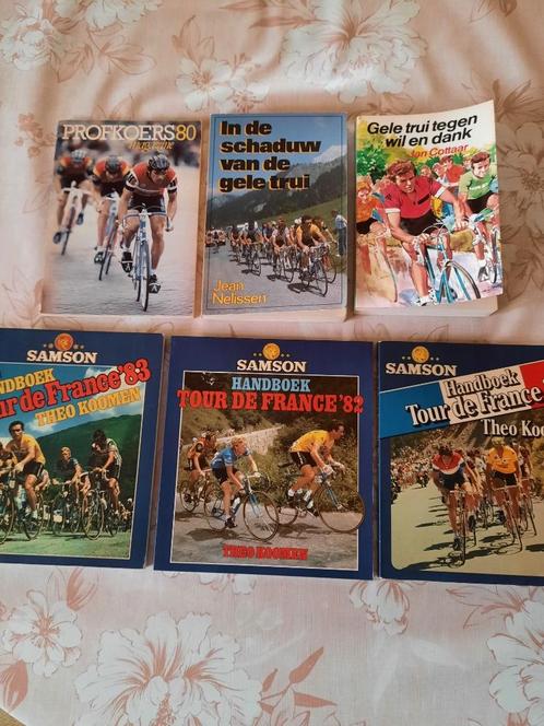 31 wielerboeken (zie bijgev. 6 scans), Boeken, Sportboeken, Gelezen, Ophalen of Verzenden