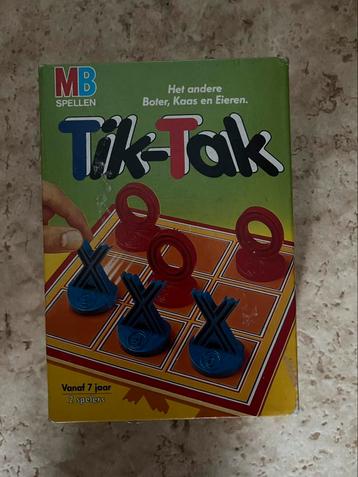 Tik tak….  3 op een rij beschikbaar voor biedingen