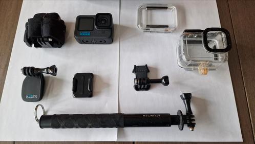 GoPro 11 met verschillende accessoires en powerbank, Audio, Tv en Foto, Actiecamera's, Zo goed als nieuw, GoPro, Ophalen of Verzenden