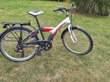 Mooie kinderfiets  beschikbaar voor biedingen
