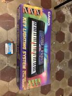 Clavier Casio 560 L avec support pliable, Muziek en Instrumenten, Keyboards, Ophalen, Zo goed als nieuw, Casio, Aanslaggevoelig