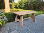 Volledig massief eiken eettafel. Geluchtgomd., Huis en Inrichting, Ophalen of Verzenden, Zo goed als nieuw