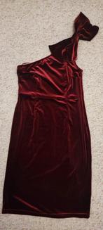 Robe rouge 38, Vêtements | Femmes, Robes, Taille 38/40 (M), Enlèvement ou Envoi, Yessica, Neuf