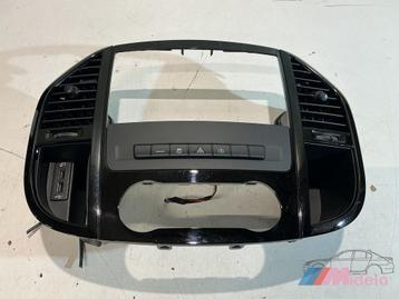 MERCEDES VITO (447.6) SIERLIJST DASHBOARD HOOGGLANS ZWART  beschikbaar voor biedingen