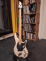 Dingwall NG2 Adam "Nolly" Getgood Signature Ducati White, Muziek en Instrumenten, Snaarinstrumenten | Gitaren | Bas, Ophalen, Gebruikt