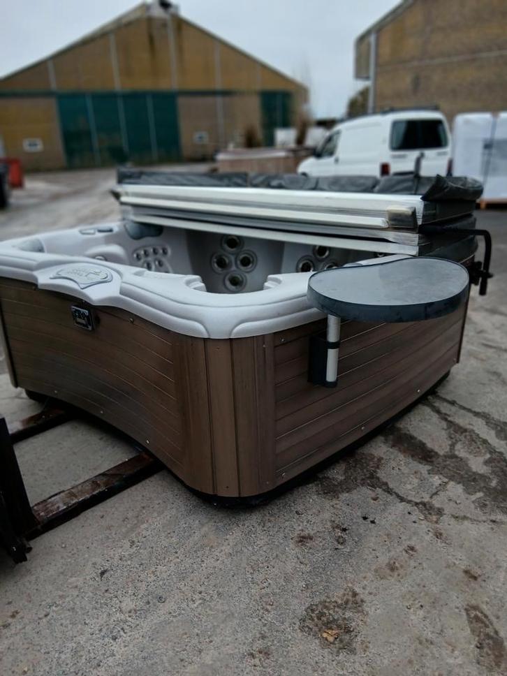 Jacuzzi gratis geleverd geplaatst, Tuin en Terras, Zwembad-toebehoren, Ophalen of Verzenden