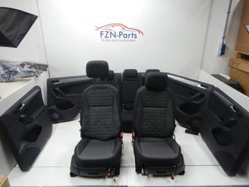VW Tiguan 5NA Facelift Interieur Stof beschikbaar voor biedingen