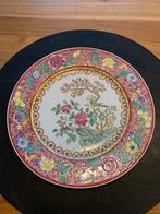 Porceleinen bloemen schotel jaren 60, Huis en Inrichting, Keuken | Servies, Nieuw, Ophalen of Verzenden, Schaal of Schalen, Overige stijlen